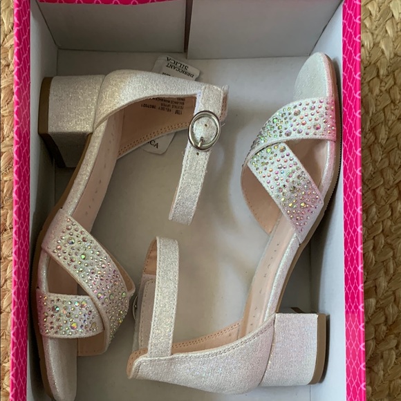 Kelly & Katie Youth Girl’s Kelsey Sandal - Picture 8 of 9